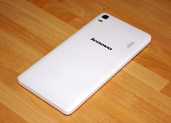  The plastic back of the Lenovo smartphone 